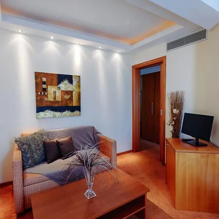 Mirabello 3* Athens