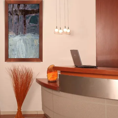 Mirabello Hotel 3*
