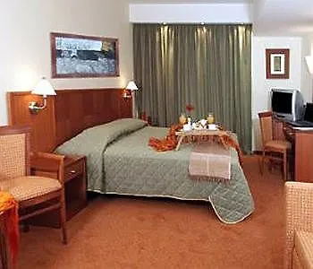 Mirabello 3* Athens